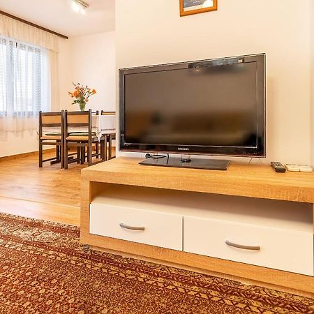 Apartments Jurina 2 Krk Town Esterno foto