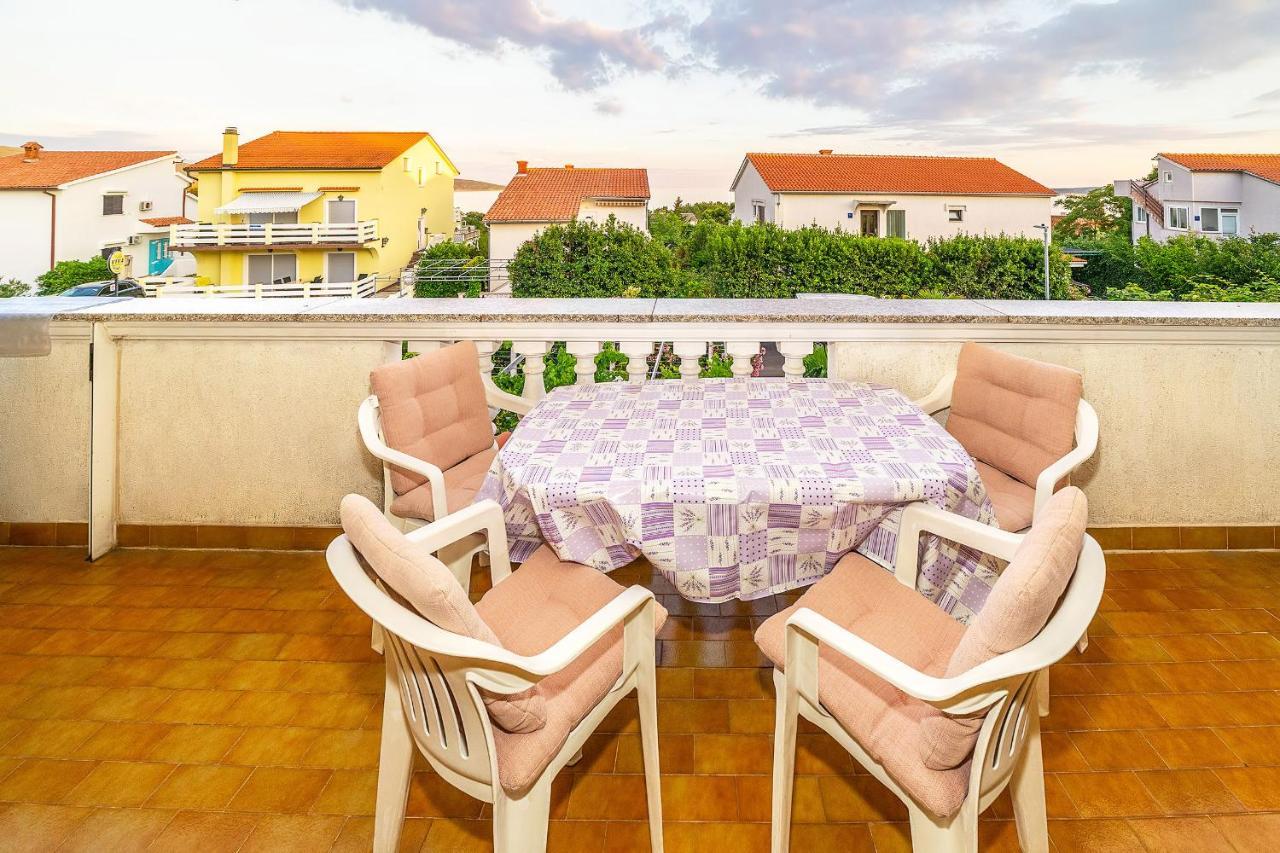 Apartments Jurina 2 Krk Town Esterno foto
