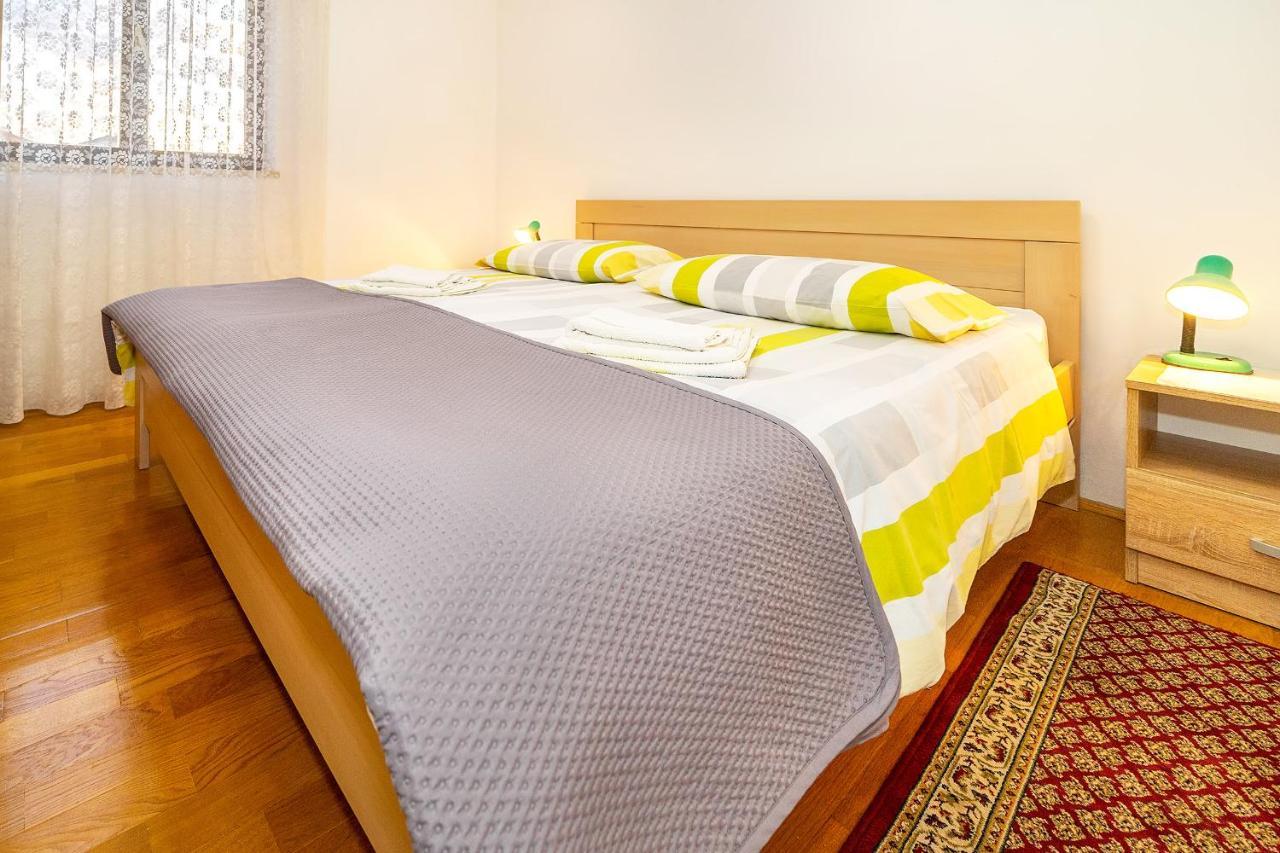 Apartments Jurina 2 Krk Town Esterno foto