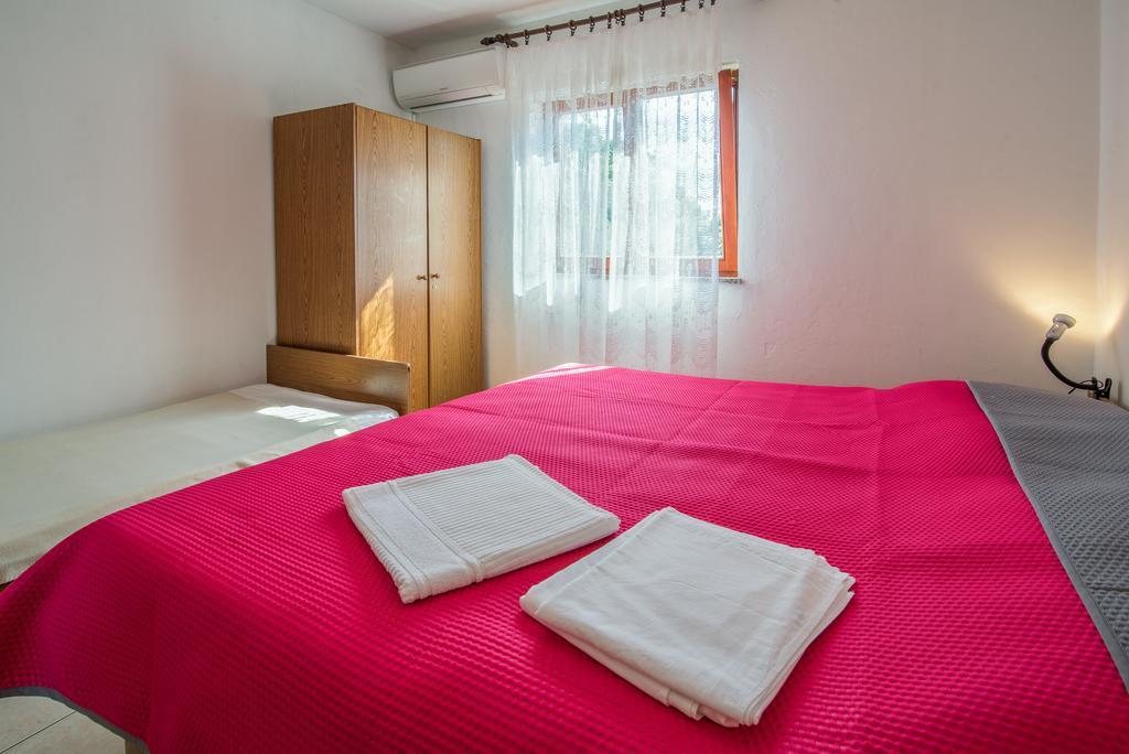 Apartments Jurina 2 Krk Town Esterno foto